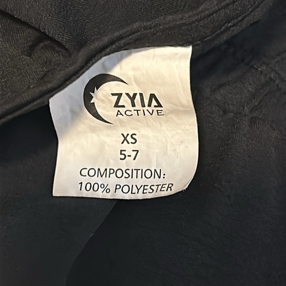 ZYIA girls romper - Picture 6 of 6